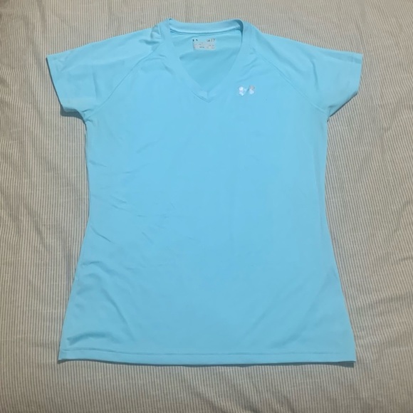 Under Armour Workout Shirt - Picture 1 of 3